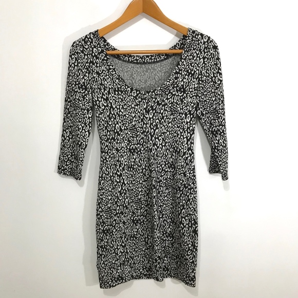 Trina Turk Dress - Picture 7 of 8